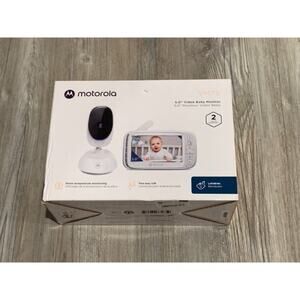 Motorola 5" Video Baby Monitor w/PTZ - VM75